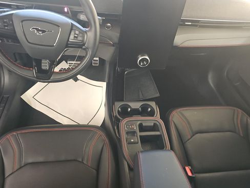 Used 2025 Ford Mustang Mach-E Premium w/ Sport Appearance Package AWD/4WD image 12