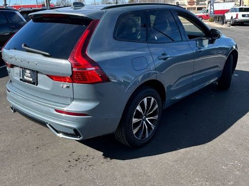 Used 2023 Volvo XC60 B5 Plus AWD/4WD image 5