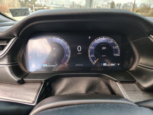 Certified 2024 Jeep Grand Cherokee Limited image 31