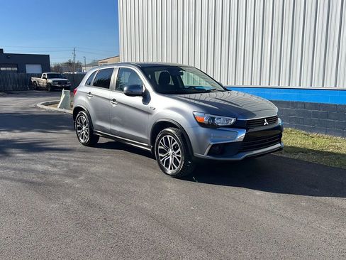 Used 2017 Mitsubishi Outlander Sport LE image 3