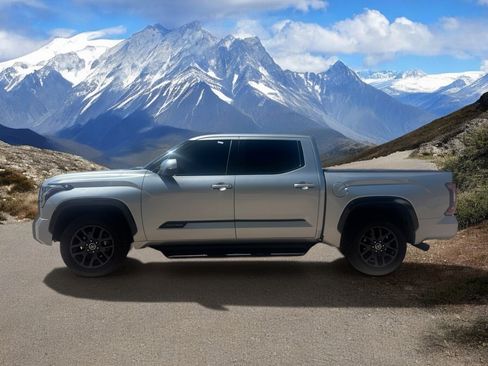 Used 2023 Toyota Tundra Platinum image 2