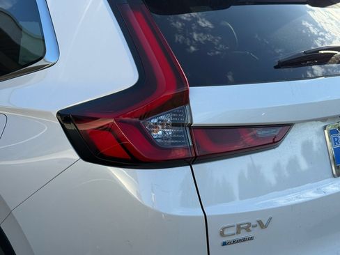 Used 2025 Honda CR-V Sport-L image 9
