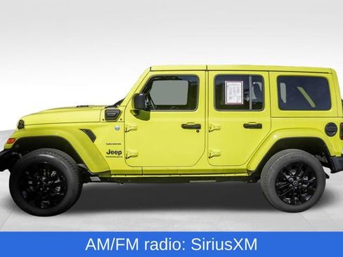 Used 2024 Jeep Wrangler Unlimited Sahara AWD/4WD image 12