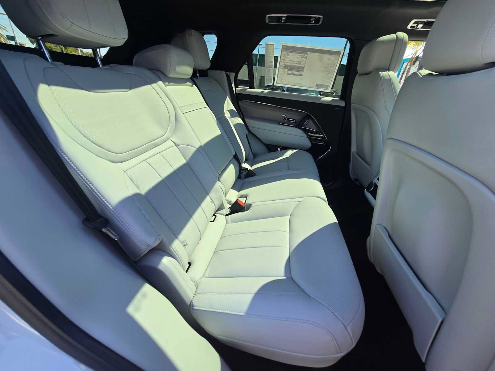 New 2026 Land Rover Range Rover Sport SE AWD/4WD image 12
