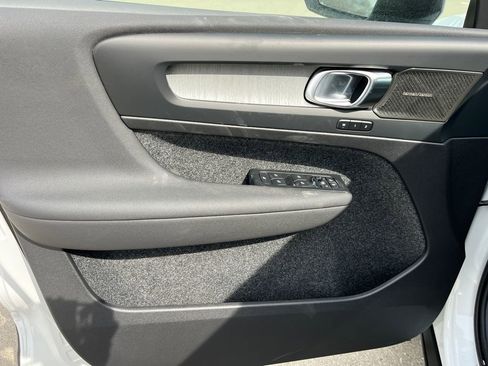 New 2026 Volvo XC40 B5 Plus w/ Protection Package Premier image 9