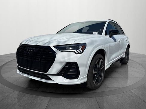 Used 2025 Audi Q3 2.0T Premium Plus w/ Premium Plus Package AWD/4WD image 3