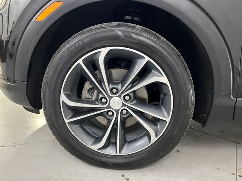 Used 2020 Buick Encore GX Select image 9