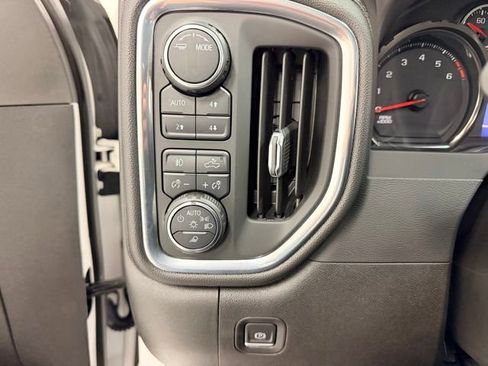 Certified 2023 Chevrolet Silverado 2500 LTZ w/ LTZ Convenience Package AWD/4WD image 19