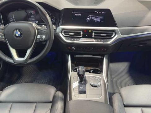 Used 2021 BMW 330i Sedan w/ Driving Assistance Package RWD image 18