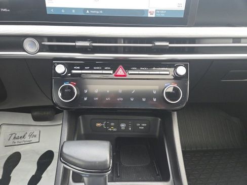 Used 2025 Hyundai Santa Cruz Limited image 29