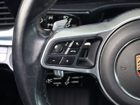 Used 2017 Porsche Panamera 4S image 18