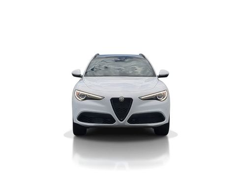 Used 2023 Alfa Romeo Stelvio Sprint AWD/4WD image 3