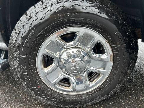 Used 2018 RAM 2500 SLT w/ Popular Equipment Group AWD/4WD image 12