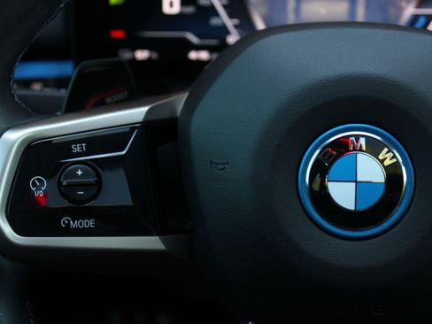 Used 2024 BMW i5 M60 w/ Executive Package AWD/4WD image 33