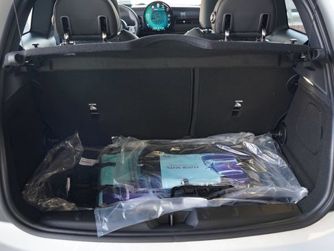 New 2026 MINI Cooper 2-Door Hardtop FWD image 14