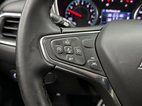 Used 2024 Chevrolet Equinox LT image 18