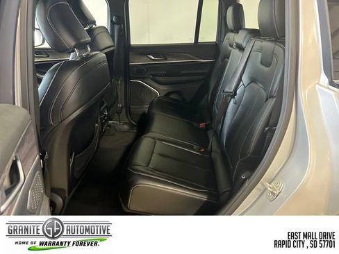 Used 2024 Jeep Grand Cherokee Limited 4xe AWD/4WD image 27