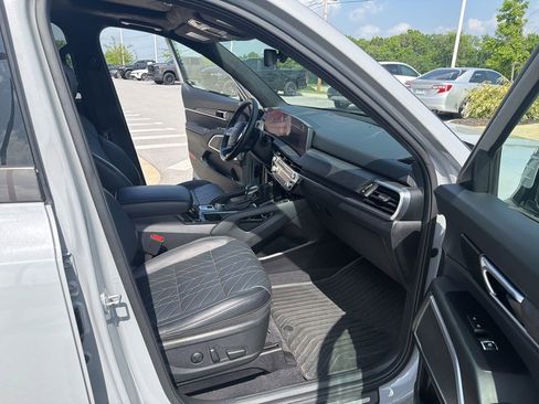 Used 2023 Kia Telluride SX Prestige X-Line AWD/4WD image 30