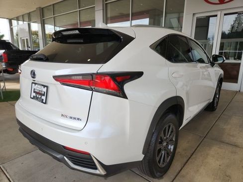 Used 2019 Lexus NX 300h AWD image 10