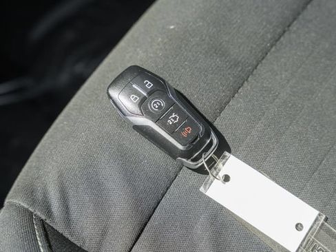 Used 2016 Ford Mustang Coupe RWD image 38