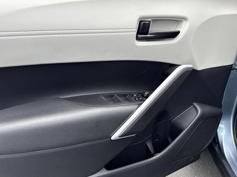 Certified 2026 Toyota Corolla Cross L FWD image 17