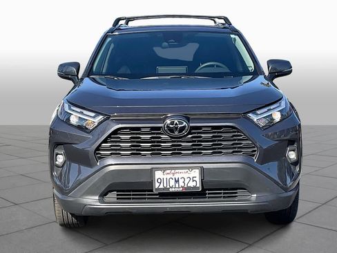 Used 2025 Toyota RAV4 XLE Premium image 4