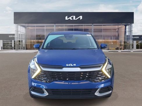 Certified 2023 Kia Sportage EX FWD image 2