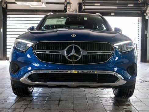 New 2026 Mercedes-Benz GLC 300 4MATIC image 2