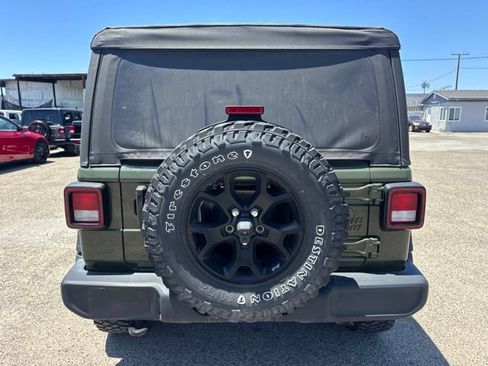 Used 2022 Jeep Wrangler Unlimited Sport AWD/4WD image 6