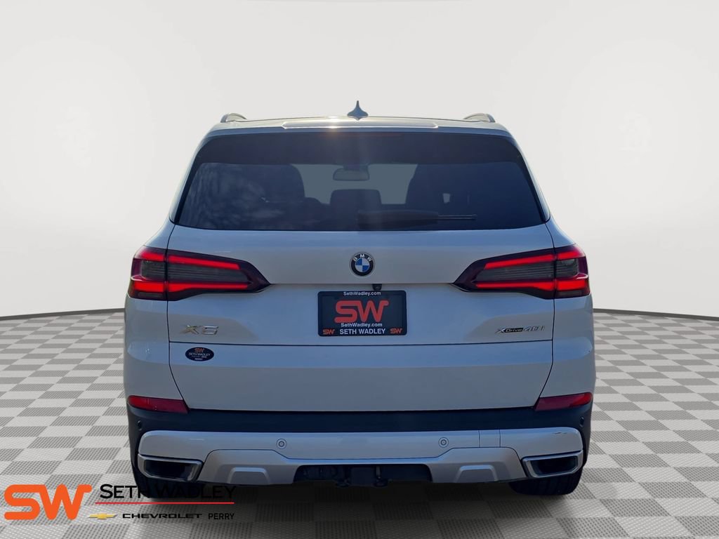 Used 2020 BMW X5 xDrive40i w/ Premium Package AWD/4WD image 4