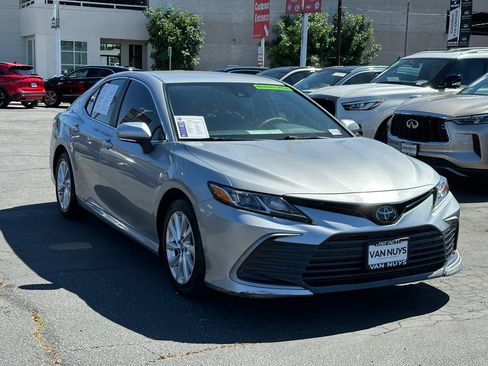 Used 2023 Toyota Camry LE FWD image 10