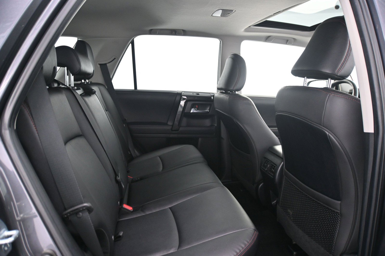 Used 2021 Toyota 4Runner TRD Off-Road Premium w/ Moonroof Package AWD/4WD image 14