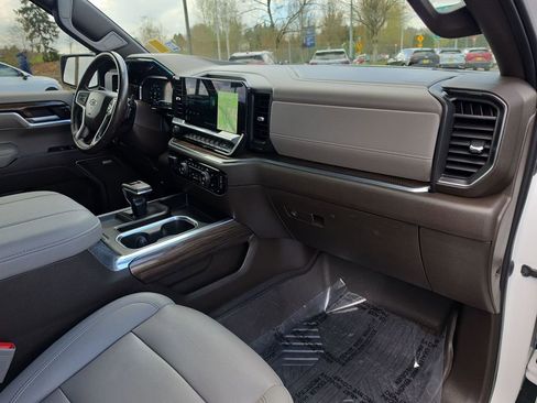 Certified 2023 Chevrolet Silverado 1500 RST AWD/4WD image 32