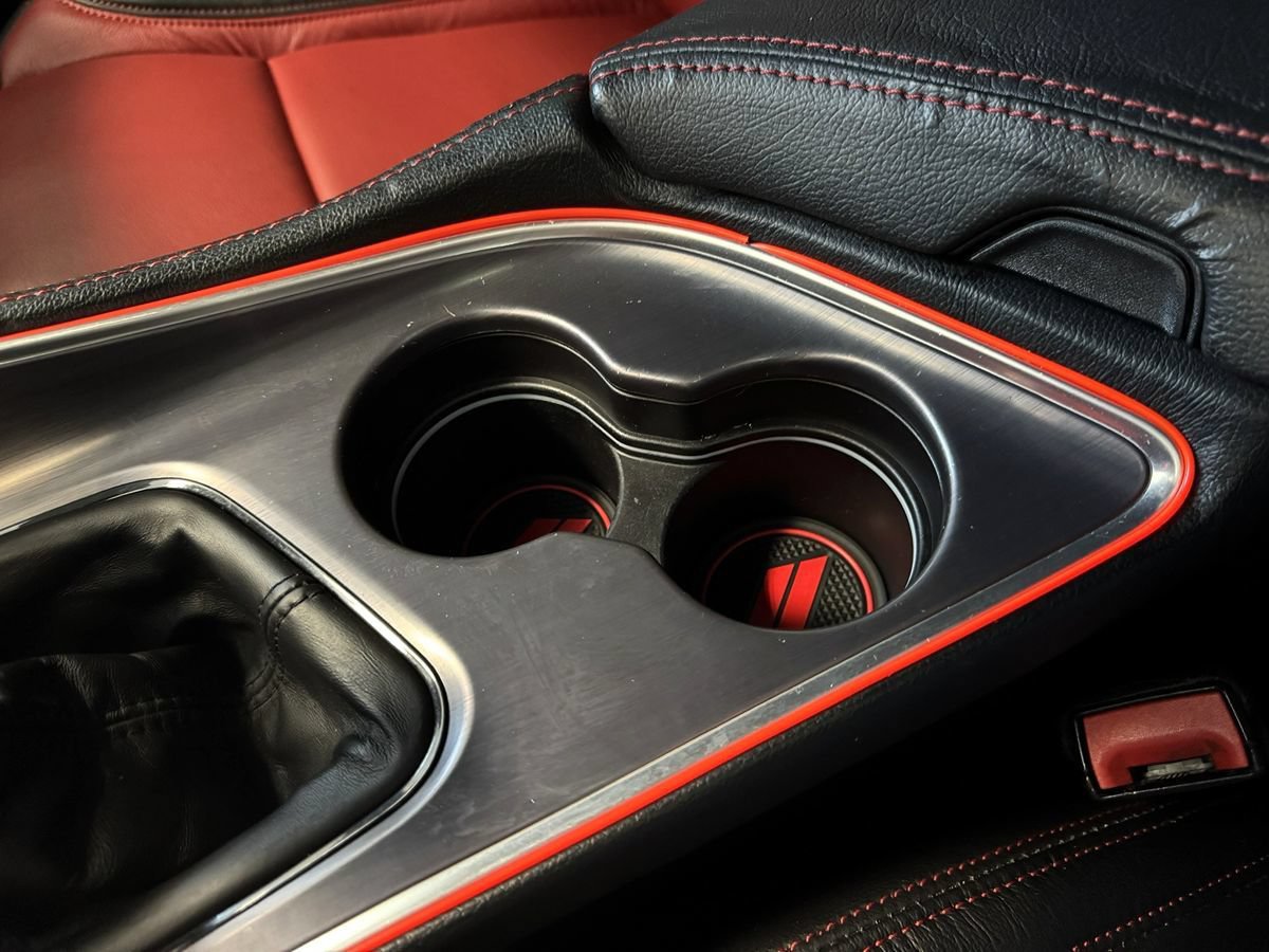 Used 2016 Dodge Challenger R/T Scat Pack RWD image 37