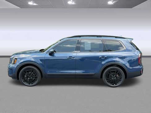 Used 2025 Kia Telluride EX X-Line AWD/4WD image 2