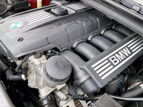 Used 2013 BMW 328i Convertible image 32