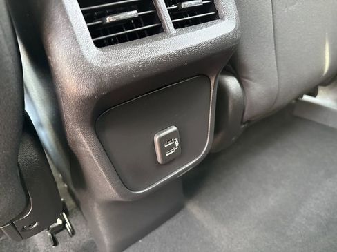 Used 2022 Chevrolet Equinox LT image 15