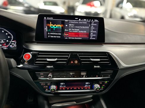 Used 2020 BMW M5 w/ Executive Package image 26