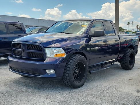 Used 2012 RAM 1500 Express RWD image 3