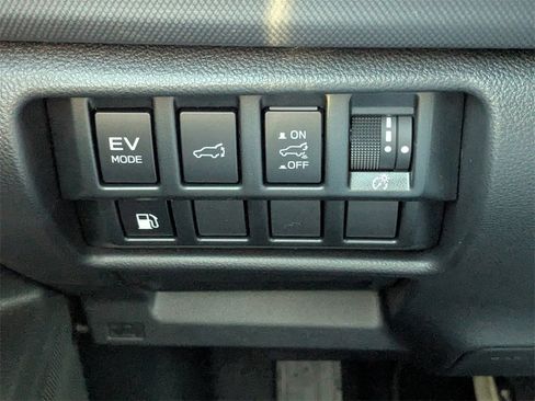 New 2025 Subaru Forester Limited image 26