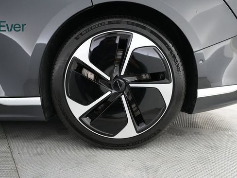 Used 2023 Lucid Air Grand Touring AWD/4WD image 9