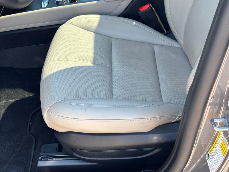 Certified 2025 Lincoln Corsair Grand Touring AWD/4WD image 15