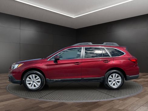 Used 2016 Subaru Outback 2.5i Premium AWD/4WD image 5