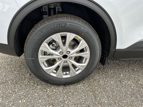 New 2026 Ford Escape Active w/ Cold Weather Package FWD image 17