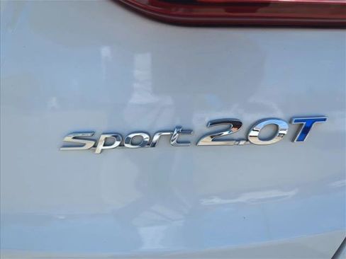 Used 2018 Hyundai Santa Fe Sport 2.0T FWD image 19