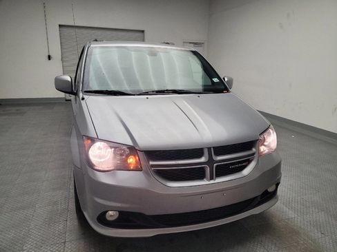 Used 2019 Dodge Grand Caravan GT image 14