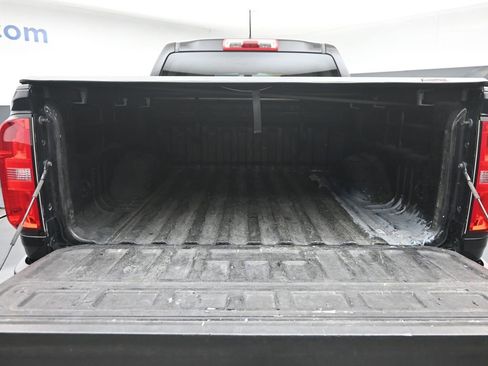 Used 2019 Chevrolet Colorado W/T w/ WT Convenience Package image 9