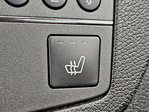 Used 2010 Mercedes-Benz C 300 4MATIC Sedan image 26