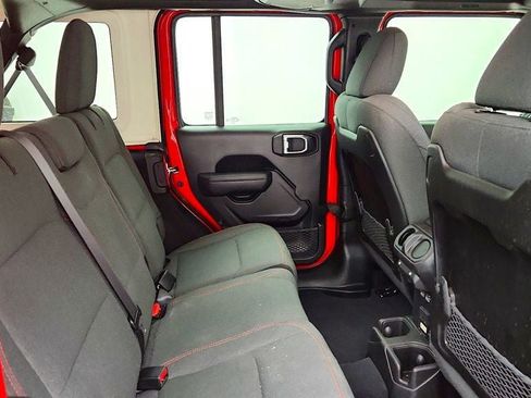 Used 2026 Jeep Wrangler Unlimited Rubicon AWD/4WD image 22