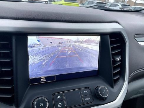 Used 2022 GMC Acadia SLT image 21